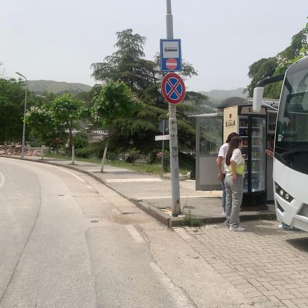 דירות Gjirokastër Daors House מראה חיצוני תמונה