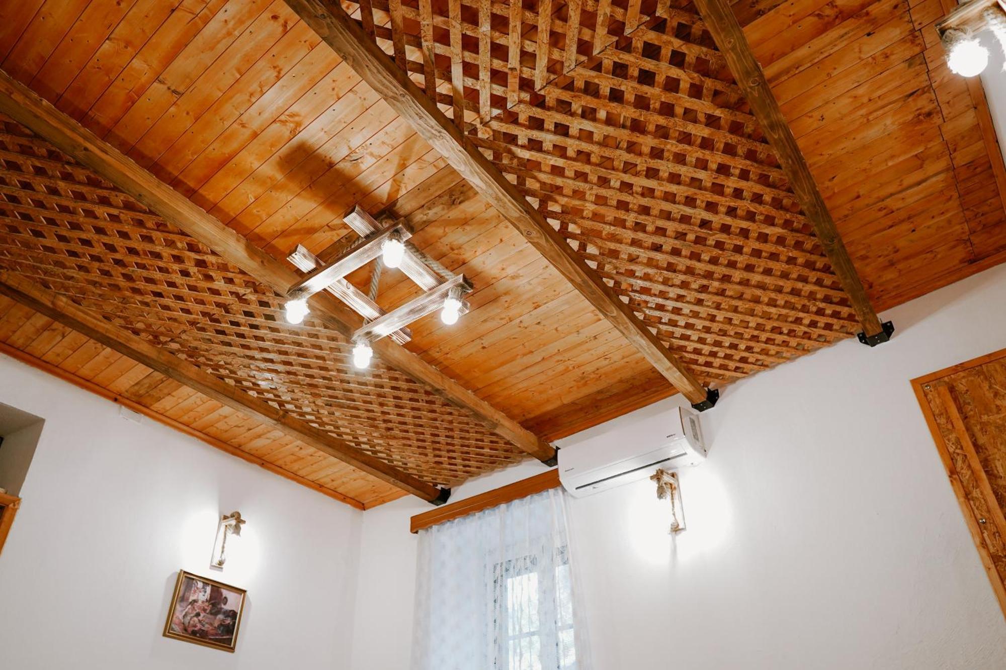 דירות Gjirokastër Daors House מראה חיצוני תמונה
